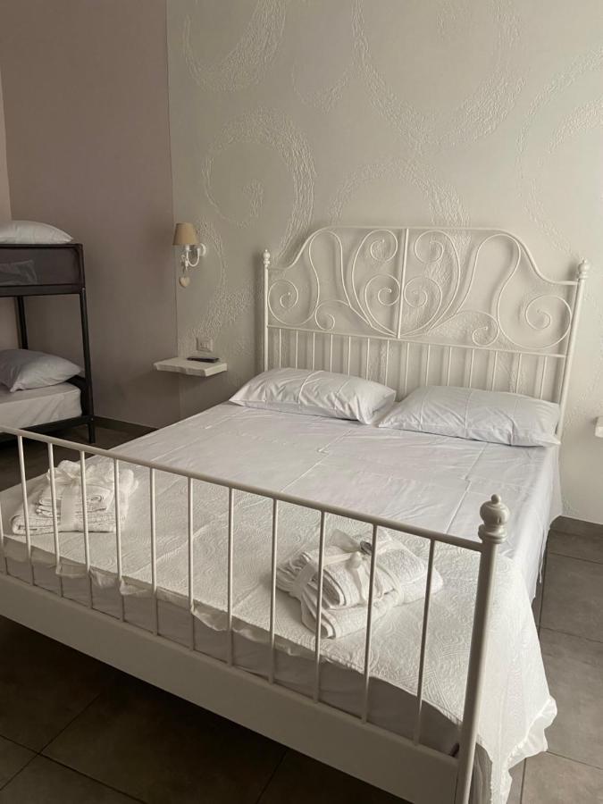Beb La Gemma Bed & Breakfast Naples Exterior photo