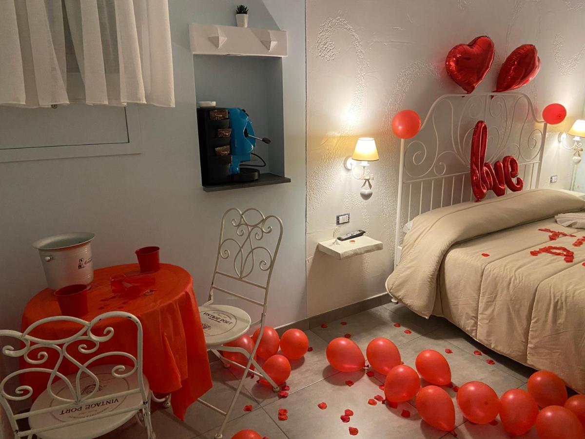 Beb La Gemma Bed & Breakfast Naples Exterior photo